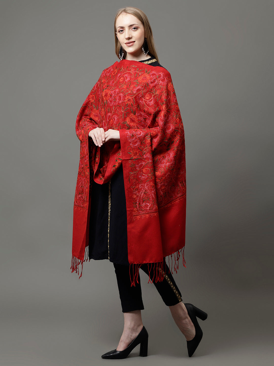 The Aari Embroidery Shawl