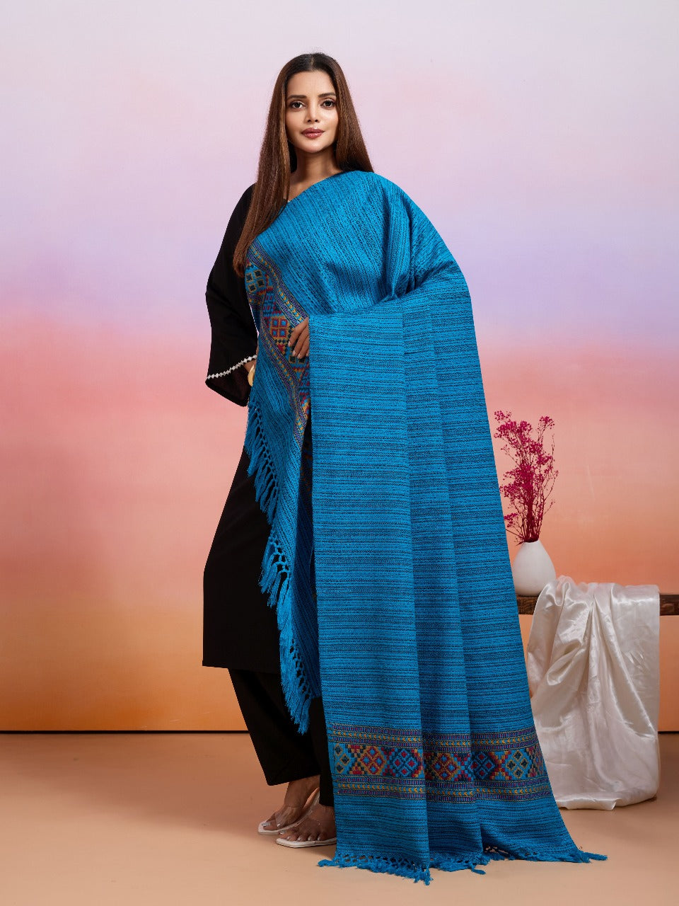 Weavers Villa Women's Kullu Design Woven Shawl