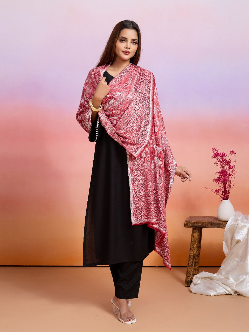Weavers Villa Women's Heritage Viscose Stole – Soft Lightweight Floral Jaal Design Stole Shawl Wrap Dupatta Scarf for All Seasons, Sun Protection for girls, 70cm x 200cm