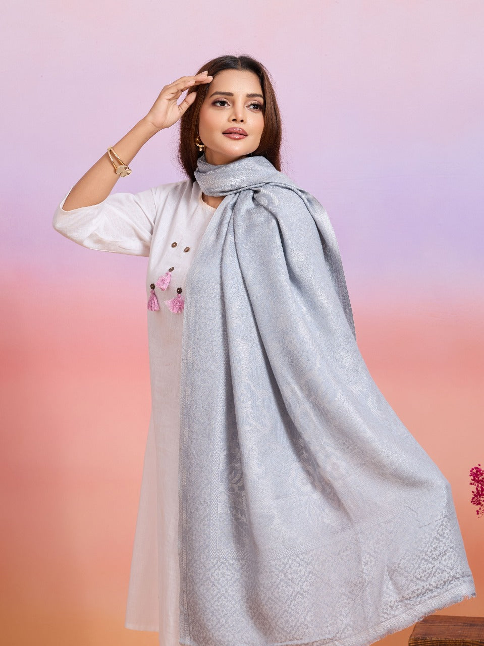 Weavers Villa Women's Heritage Viscose Stole – Soft Lightweight Floral Jaal Design Stole Shawl Wrap Dupatta Scarf for All Seasons, Sun Protection for girls, 70cm x 200cm