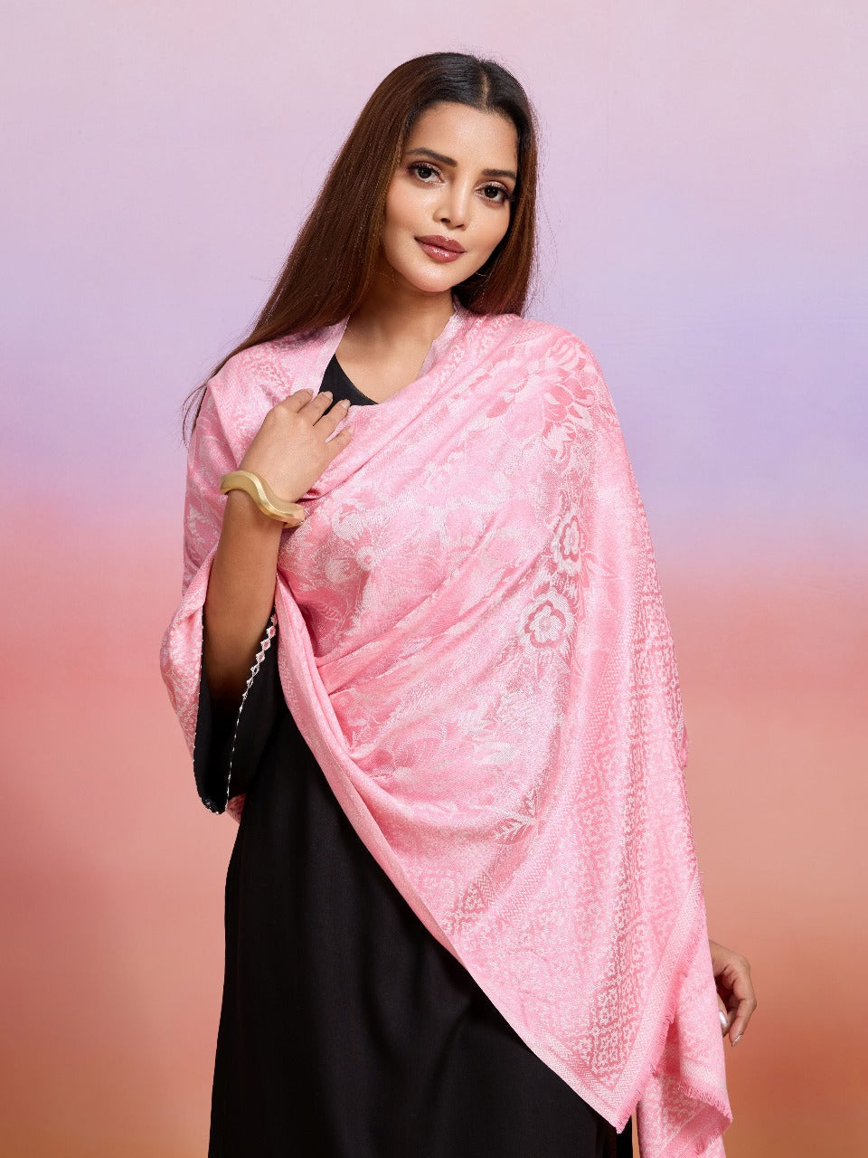 Weavers Villa Women's Heritage Viscose Stole – Soft Lightweight Floral Jaal Design Stole Shawl Wrap Dupatta Scarf for All Seasons, Sun Protection for girls, 70cm x 200cm