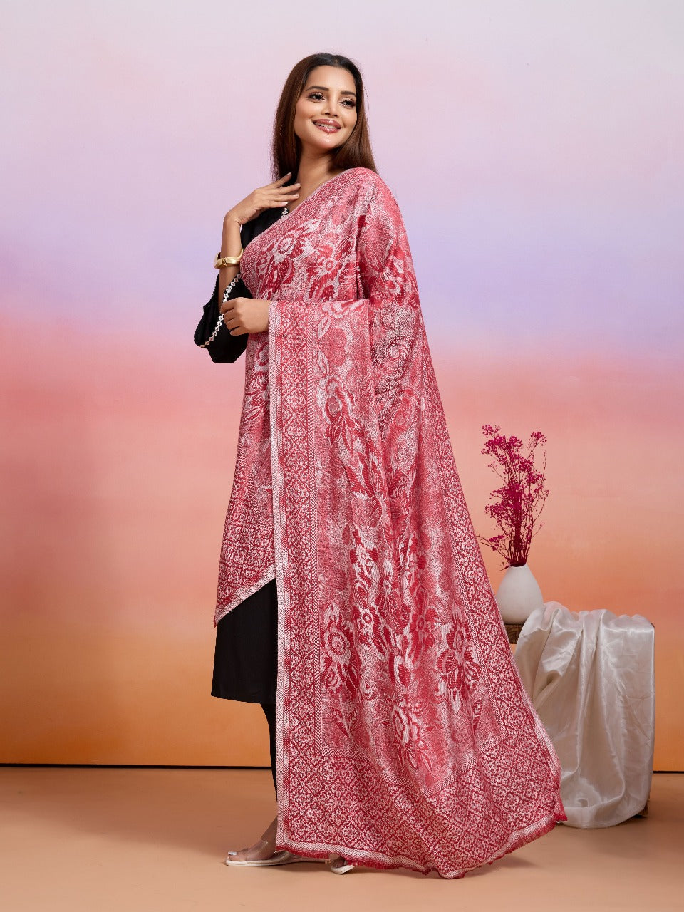 Weavers Villa Women's Heritage Viscose Stole – Soft Lightweight Floral Jaal Design Stole Shawl Wrap Dupatta Scarf for All Seasons, Sun Protection for girls, 70cm x 200cm