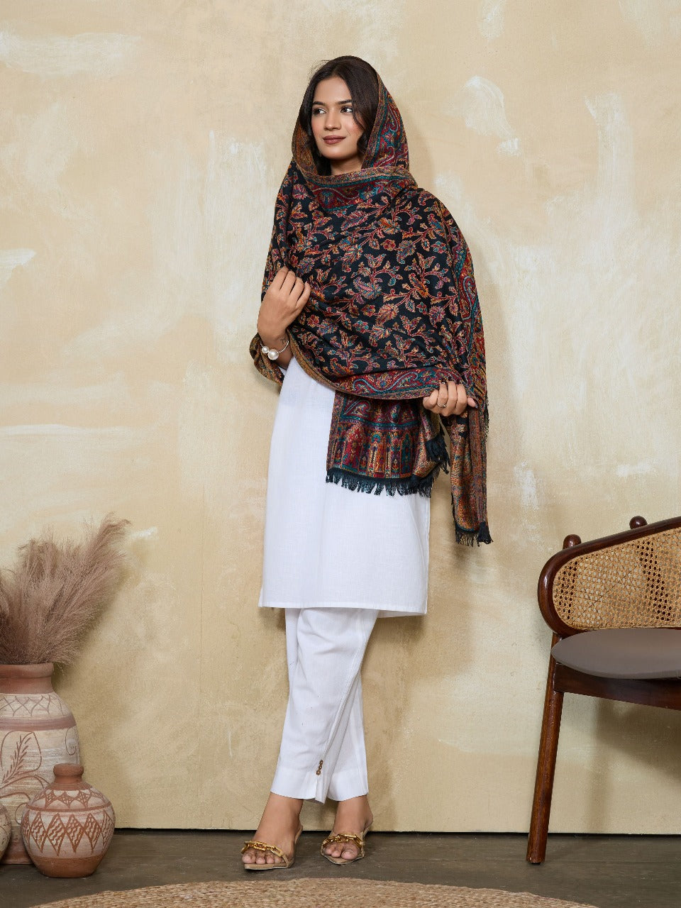 Weavers Villa Women’s Kani Design Wool Shawl – Elegant & Timeless Wrap