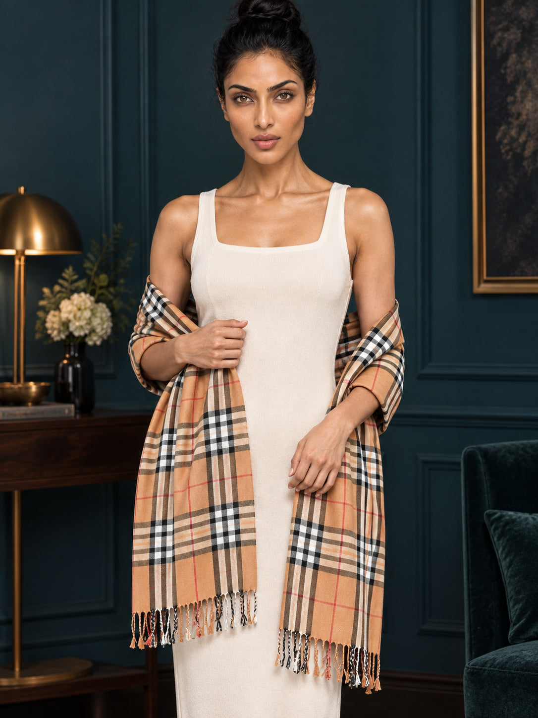 WV-201-BEIGE | Checked stole | Elegant drape 3