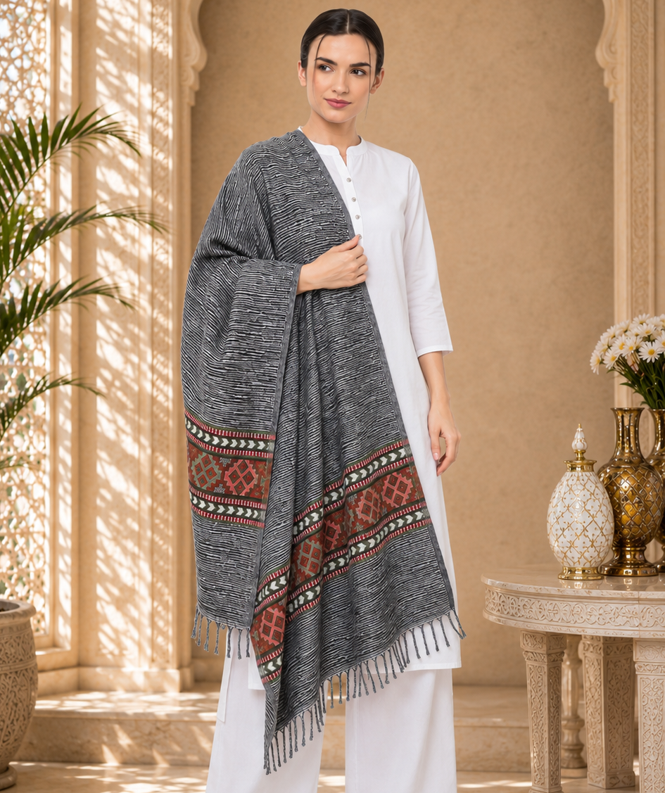 Weavers Villa Kullu Design Shawl