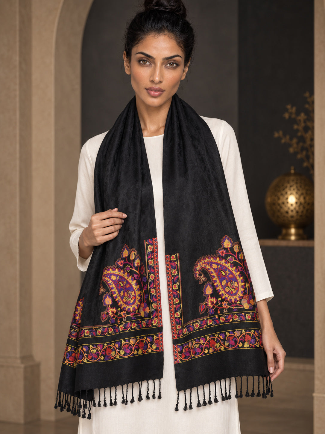 WV-610-BLACK | Woven stole | Elegant drape 4