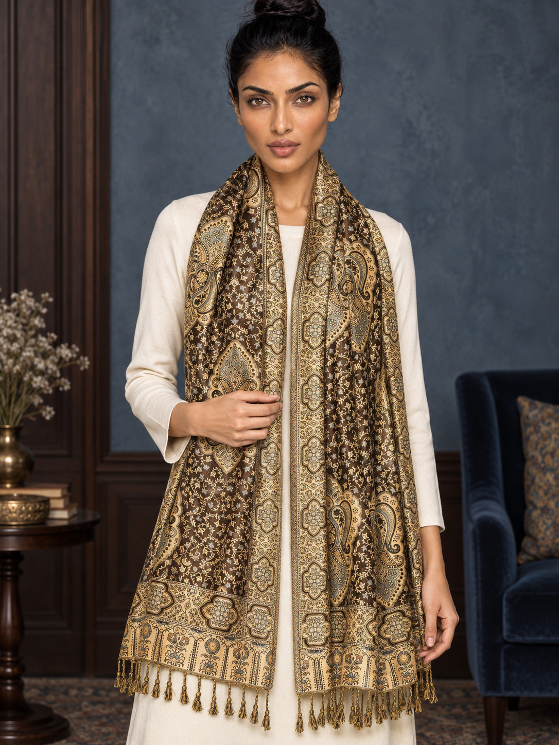 WV-651-COFFEE | Woven stole | Elegant drape 4