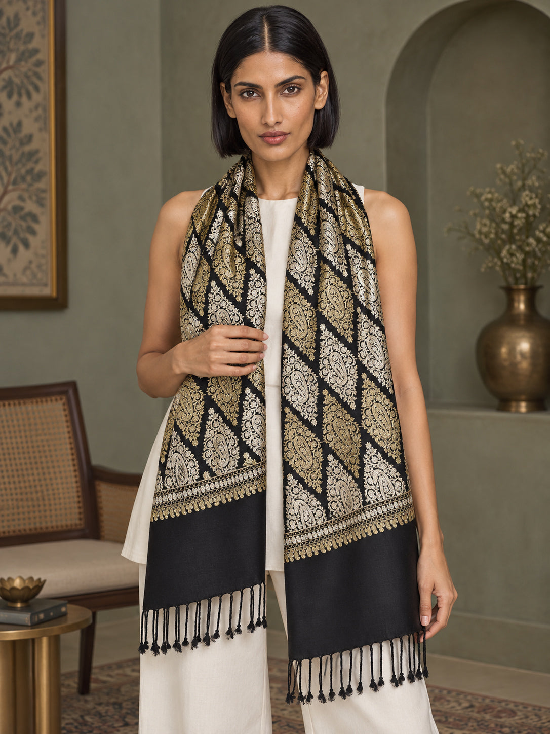 WVST-109-BLACK | Woven stole | Elegant drape 4