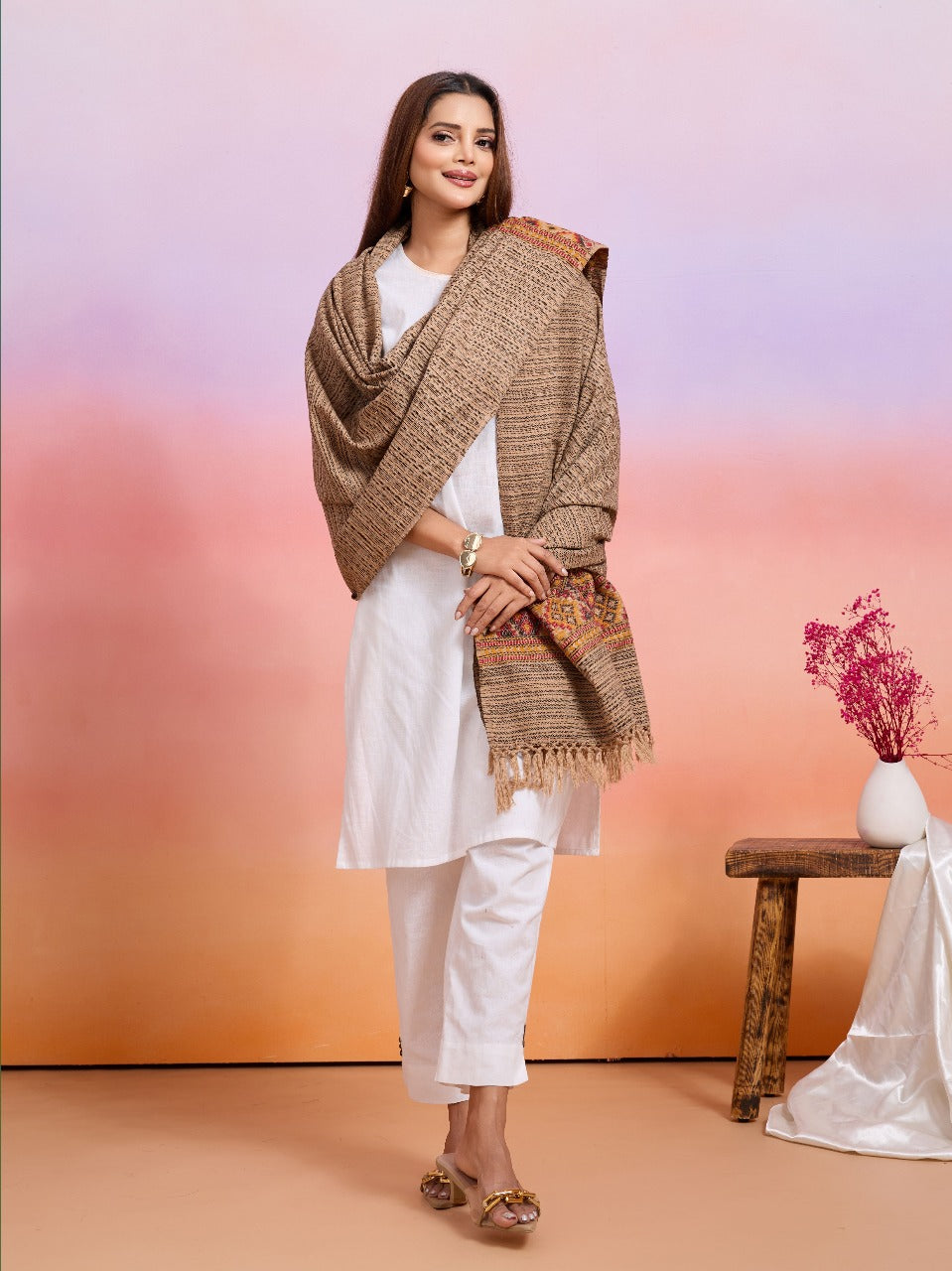 Weavers Villa Women's Kullu Design Woven Shawl
