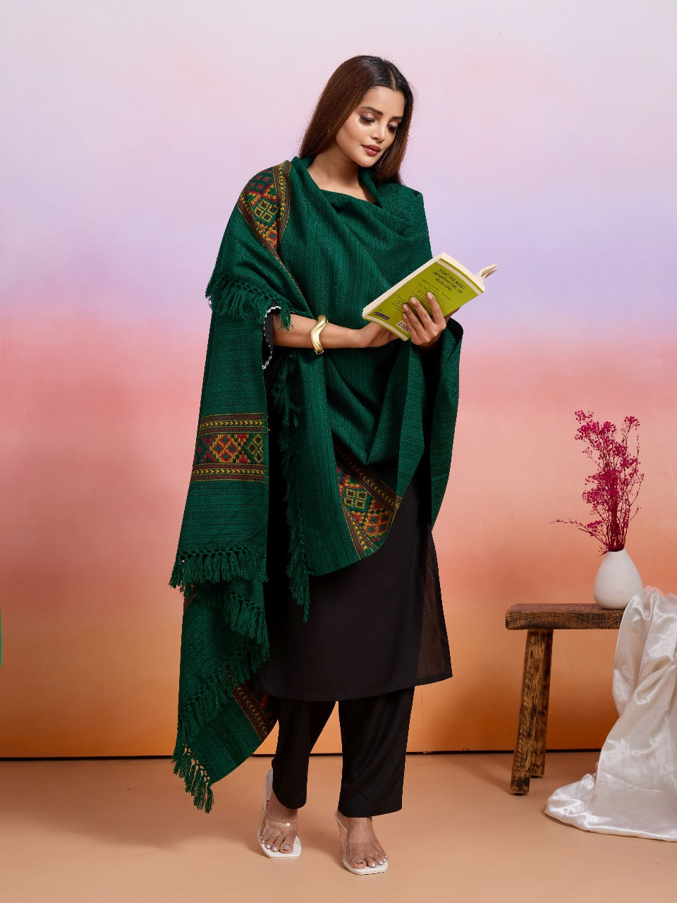 Weavers Villa Women's Kullu Design Woven Shawl
