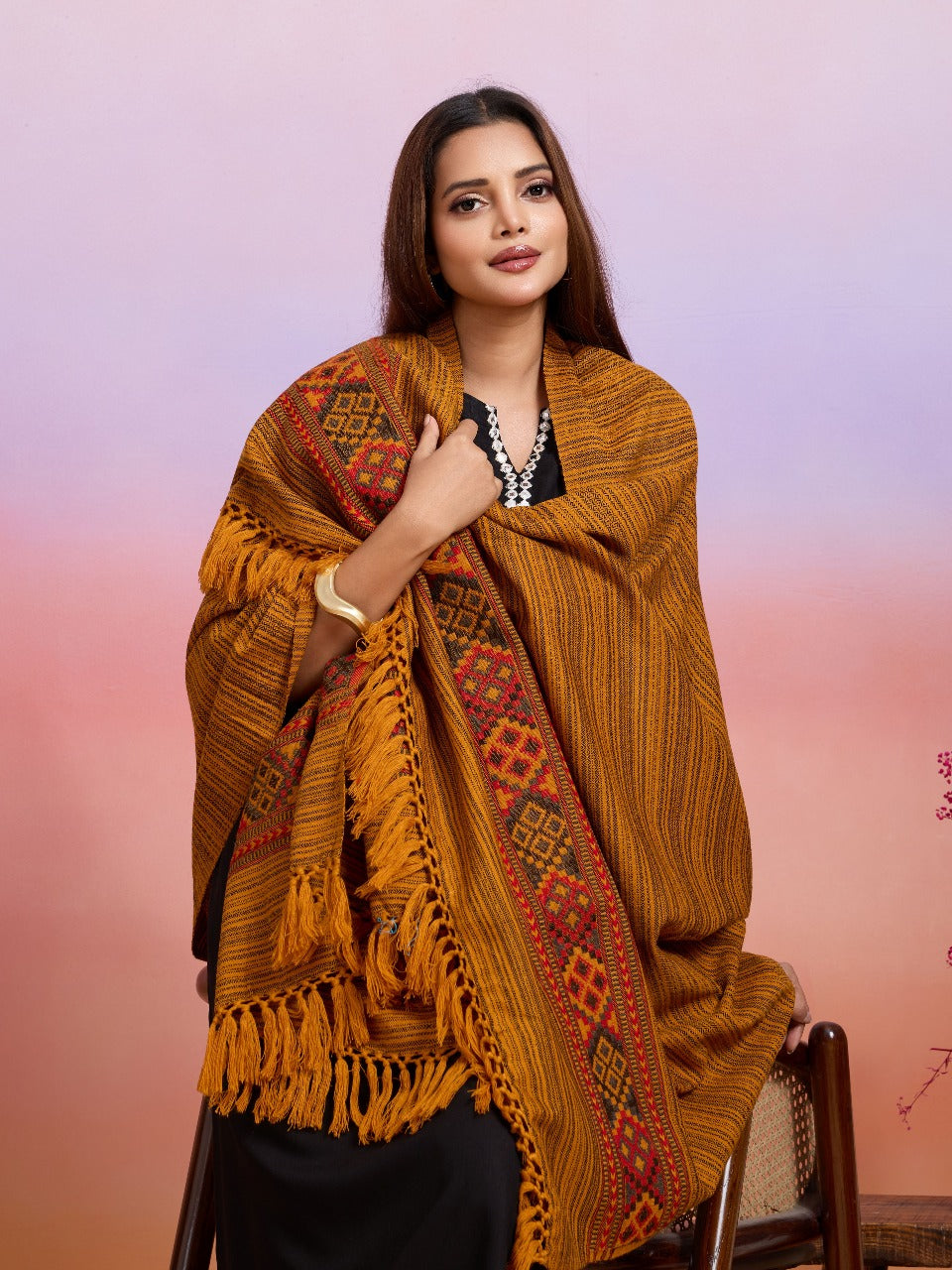 Weavers Villa Women's Kullu Design Woven Shawl