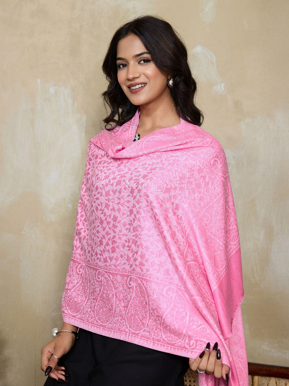 Weavers Villa Women's Viscose Stole – Soft Lightweight Paisley Jaal Design Stole Shawl Wrap Dupatta Scarf for All Seasons, 70cm x 200cm