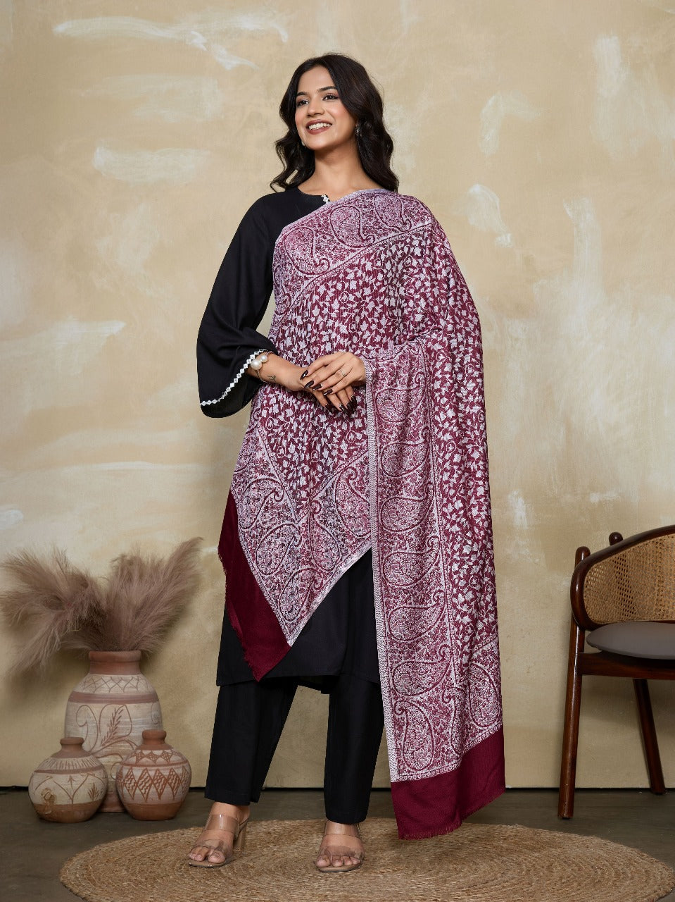Weavers Villa Women's Viscose Stole – Soft Lightweight Paisley Jaal Design Stole Shawl Wrap Dupatta Scarf for All Seasons, 70cm x 200cm