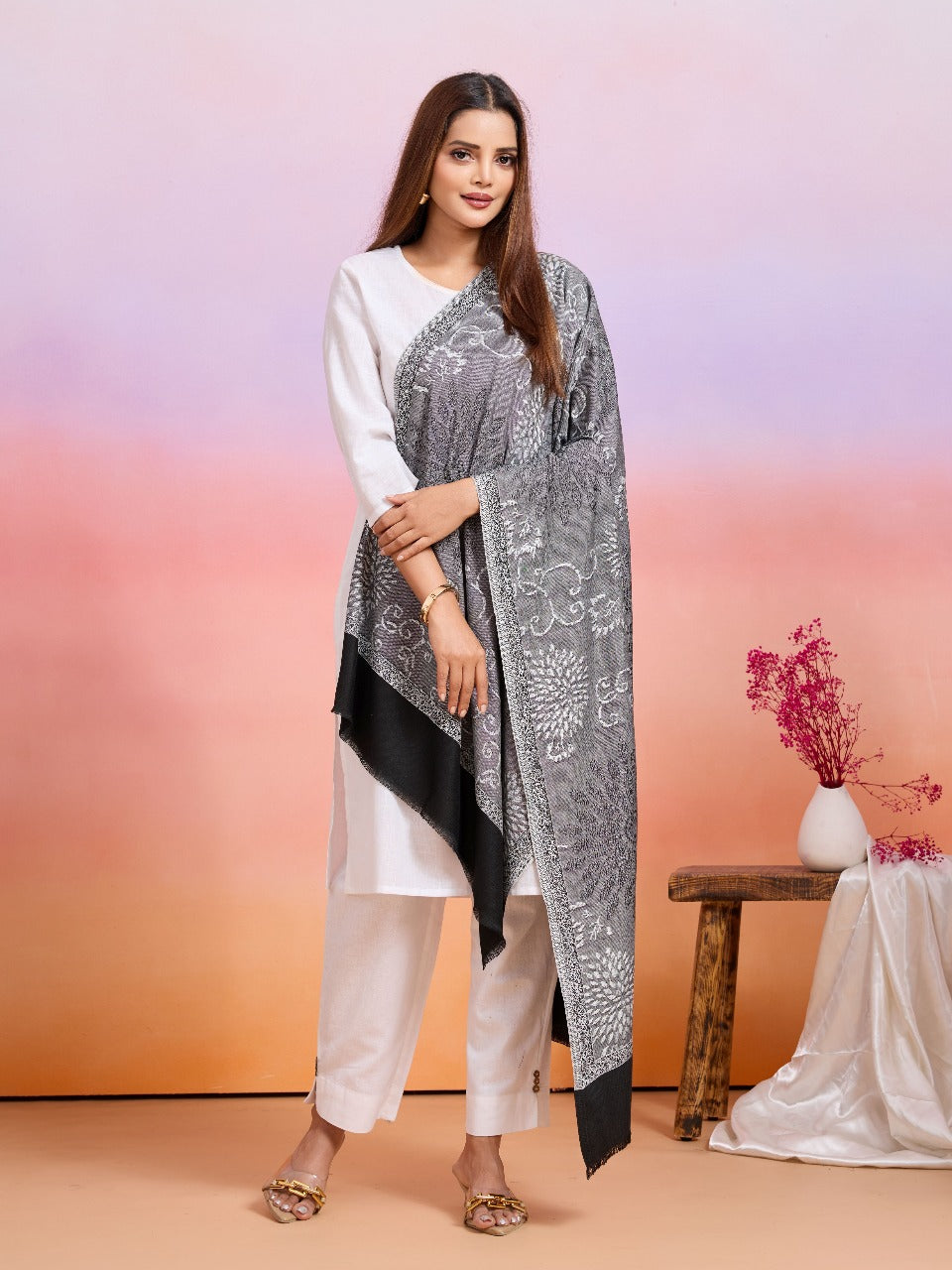 Weavers Villa Women's Viscose Stole – Soft Lightweight Self Design Stole Shawl Wrap Dupatta Scarf for All Seasons, Sun Protection, 70cm x 200cm