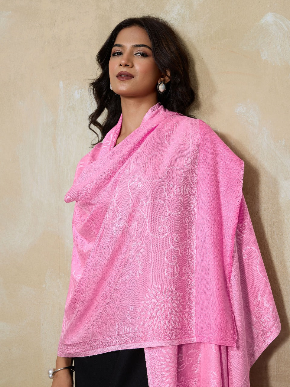 Weavers Villa Women's Viscose Stole – Soft Lightweight Self Design Stole Shawl Wrap Dupatta Scarf for All Seasons, Sun Protection, 70cm x 200cm