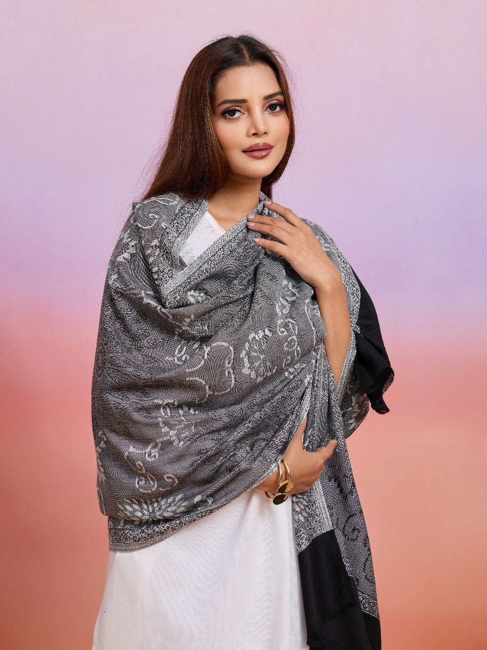 Weavers Villa Women's Viscose Stole – Soft Lightweight Self Design Stole Shawl Wrap Dupatta Scarf for All Seasons, Sun Protection, 70cm x 200cm