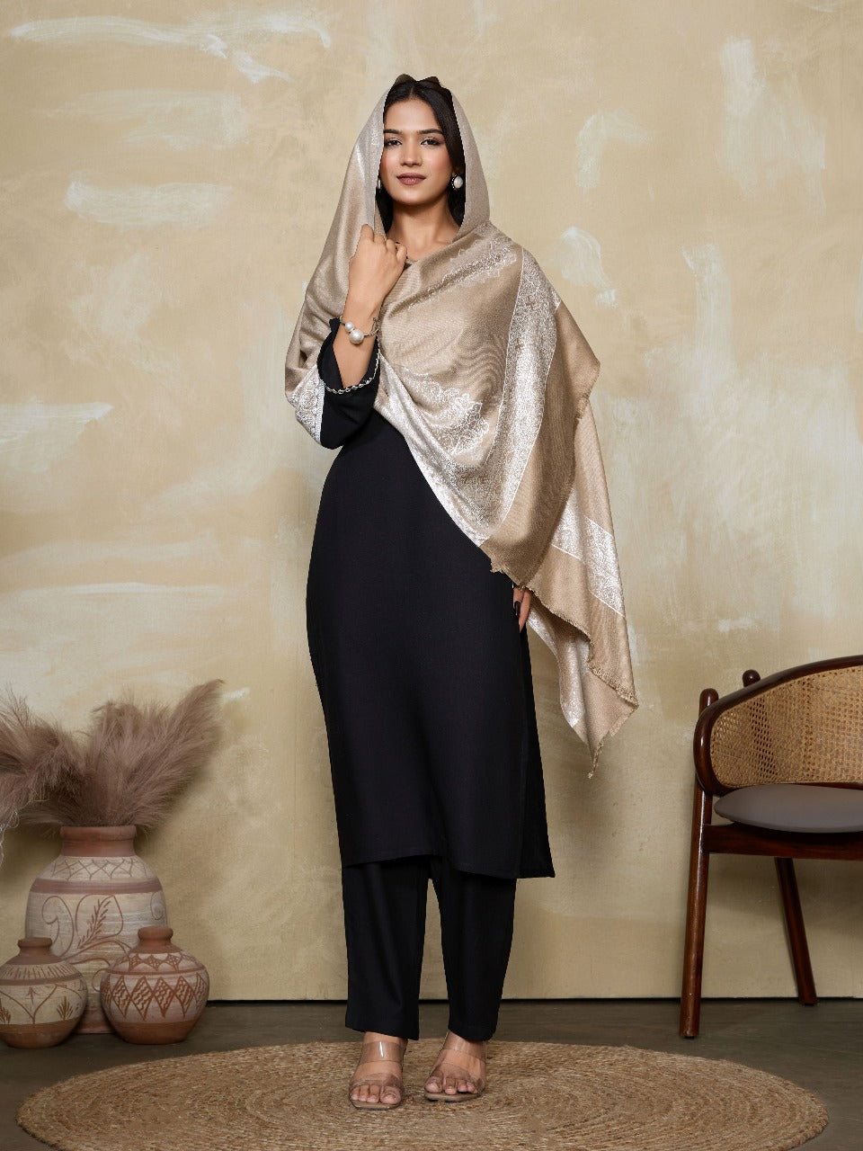 Weavers Villa Women's Viscose Stole – Soft Lightweight Intricate Border Design Stole Shawl Wrap Dupatta Scarf for All Seasons, Sun Protection for girls, 70cm x 200cm