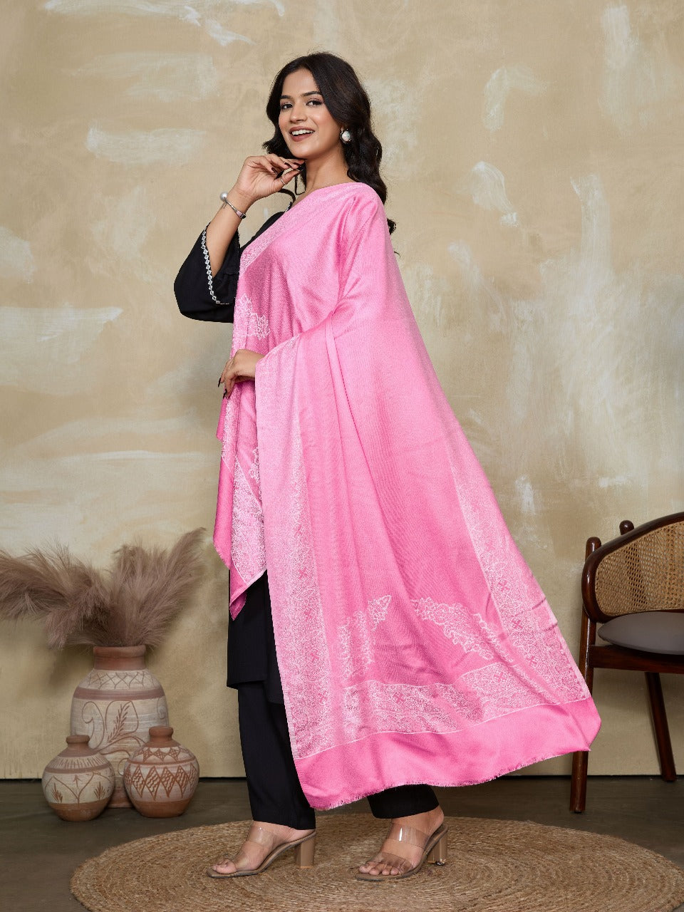 Weavers Villa Women's Viscose Stole – Soft Lightweight Intricate Border Design Stole Shawl Wrap Dupatta Scarf for All Seasons, Sun Protection for girls, 70cm x 200cm