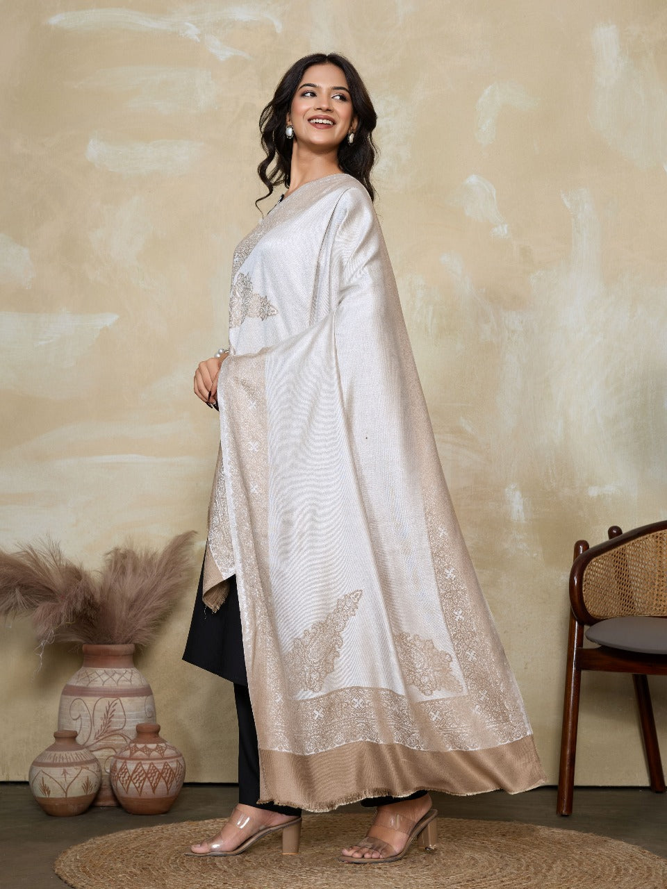 Weavers Villa Women's Viscose Stole – Soft Lightweight Intricate Border Design Stole Shawl Wrap Dupatta Scarf for All Seasons, Sun Protection for girls, 70cm x 200cm