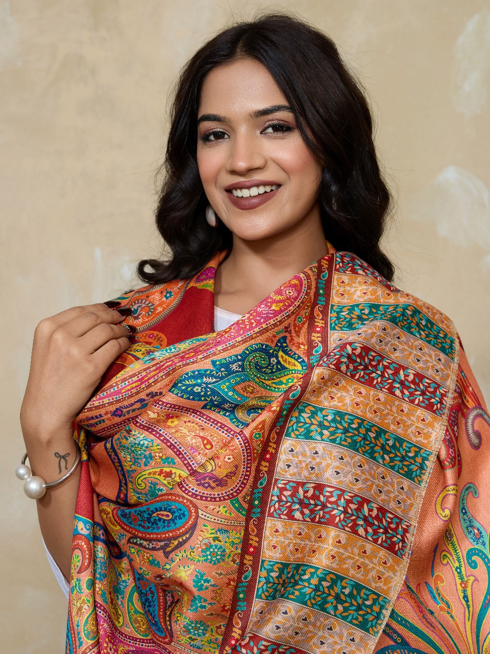 Weavers Villa Women's Digital Print Shawl | Soft Warm Acro Wool Wrap | Ethnic & Modern Printed, Scarf or Stole for Casual & Formal Wear | Winter Shawls for Ladies