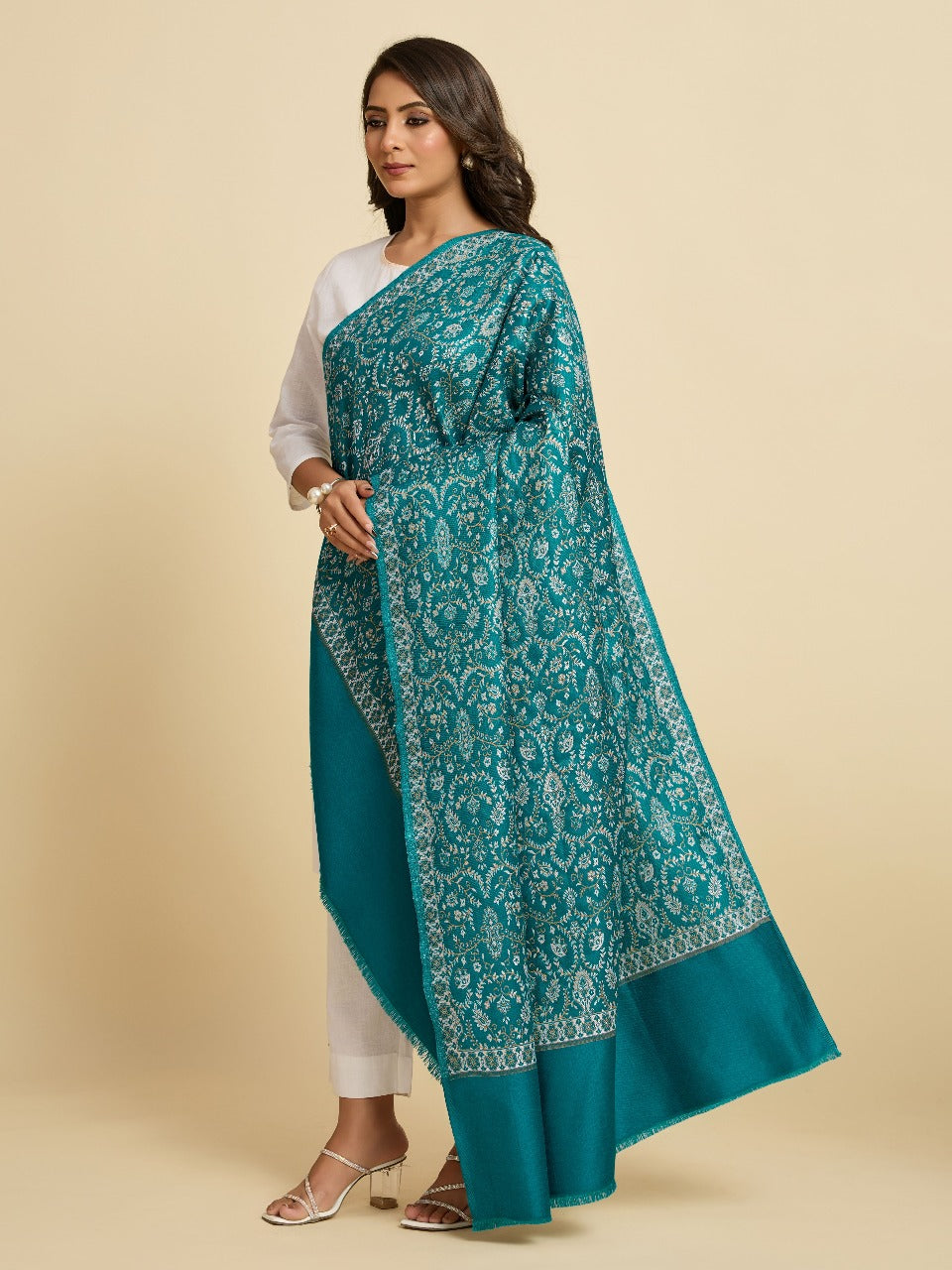Weavers Villa - Women's Beautiful Shawl | Ethnic & Modern, Scarf or Stole for Casual & Formal Wear | Winter Shawls for Ladies