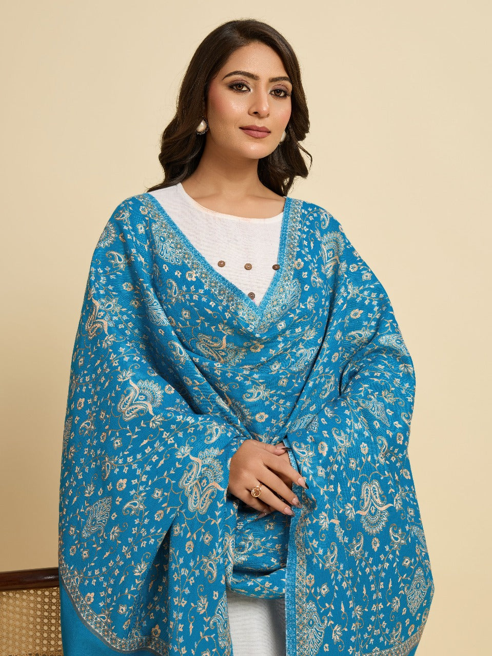 Weavers Villa - Women's Beautiful Shawl | Ethnic & Modern, Scarf or Stole for Casual & Formal Wear | Winter Shawls for Ladies