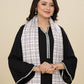 Weavers Villa Women's Classic Check Design Acro Woolen Shawl, 112cm x 225cm