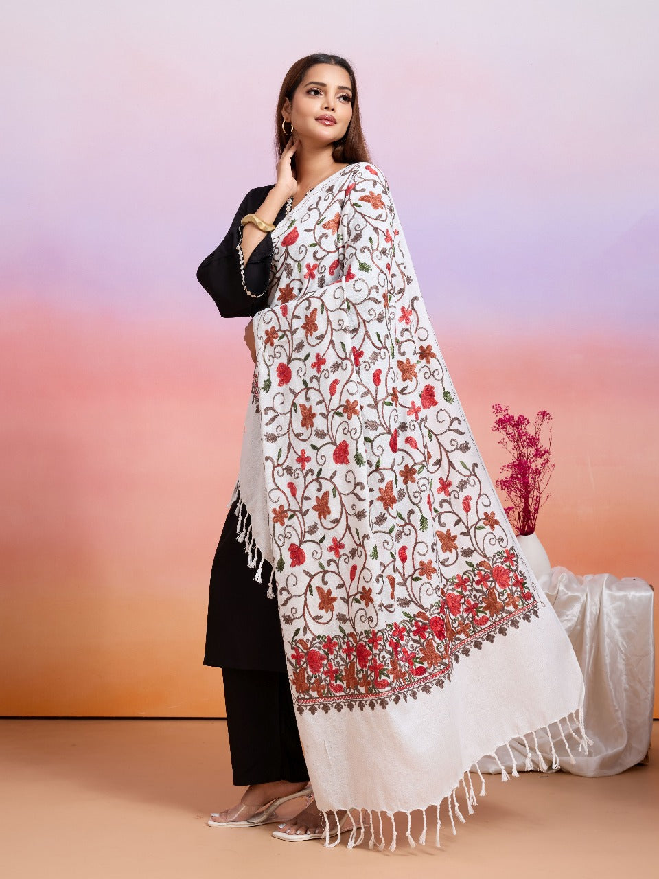 Weavers Villa Designer Acrylic Kashmiri Shawl Embroidery Stole, 70cm x 200cm