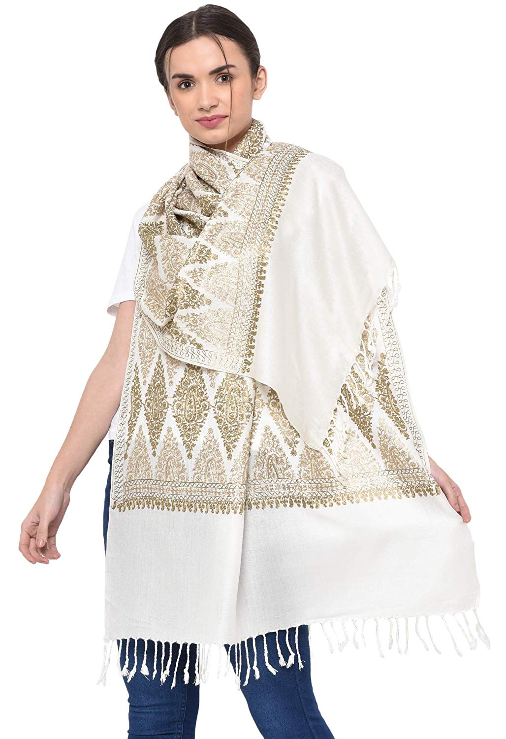 The Aari Embroidery Stole