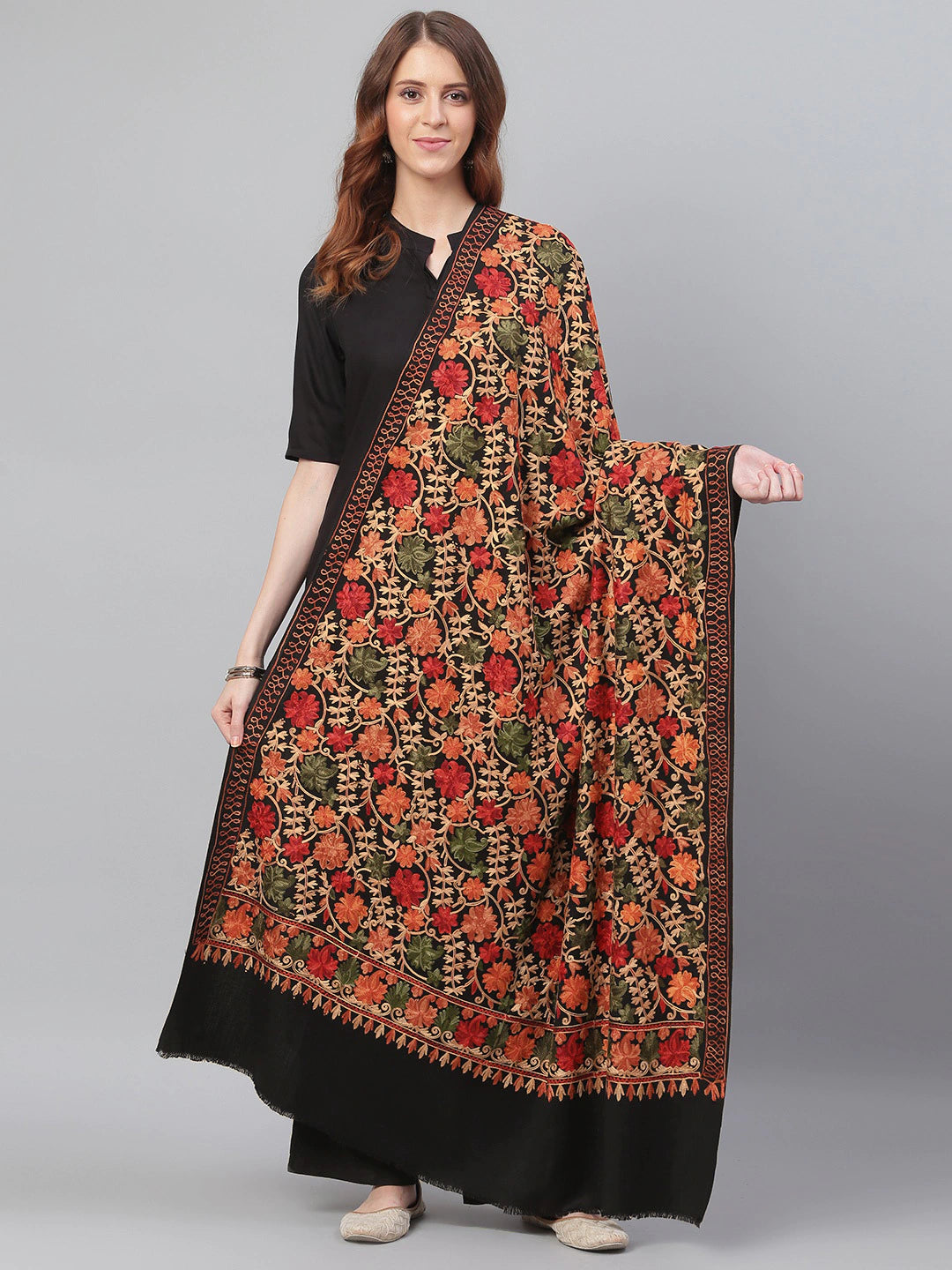 Women Aari Embroidered Shawl